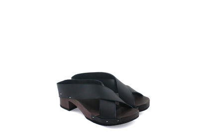 rosamosa rocco japanese x-form black leather dark wooden clog