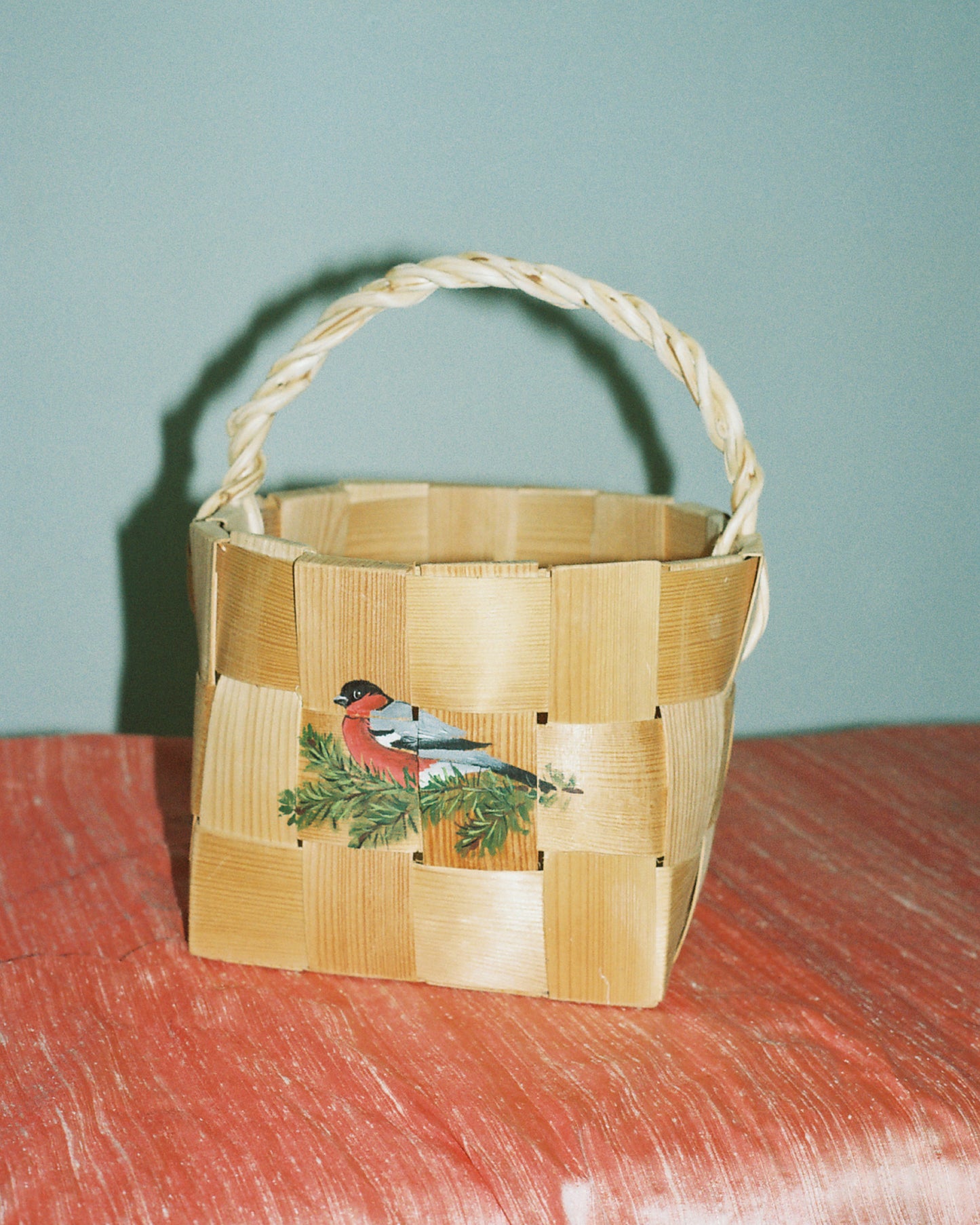 rosamosa wooden shopper bag hand painted red bird photoshoot